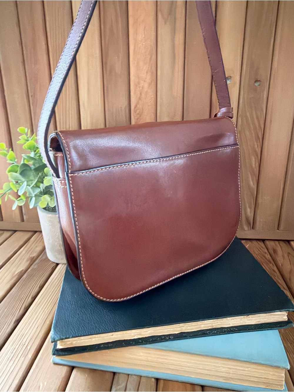 Gold Pfeil Oxford Leather Crossbody Bag by Karl Schaar Rare Vintage - Picture 7 of 16